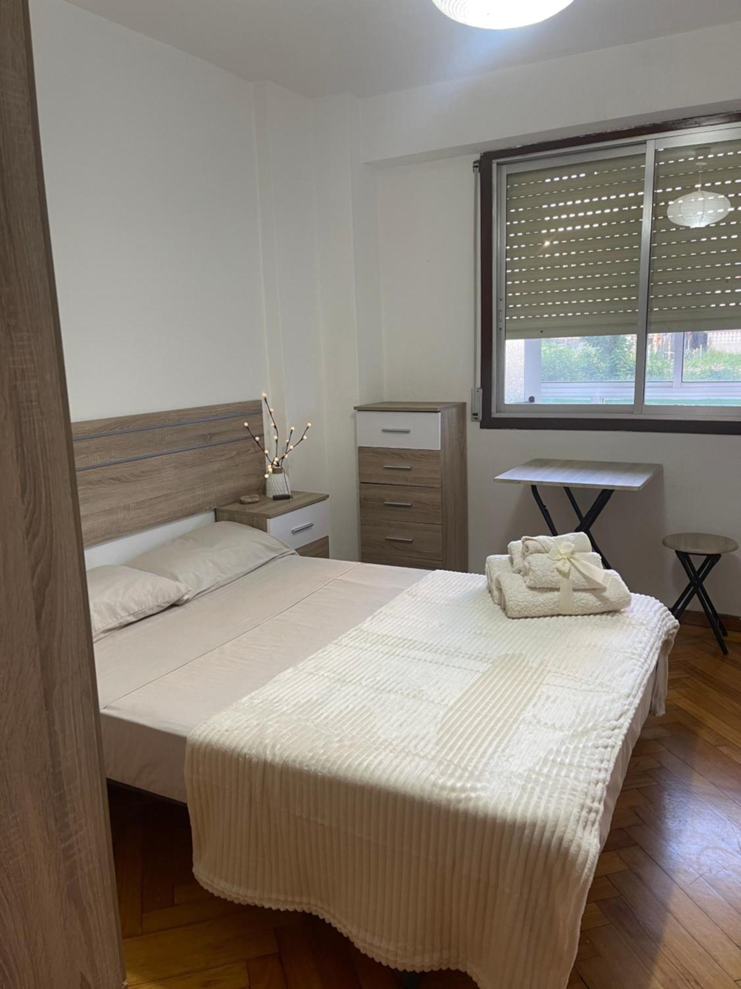 Disfruta De Exclusiva Habitacion Privada, A 5 Minutos De La Playa Vigo Exterior photo